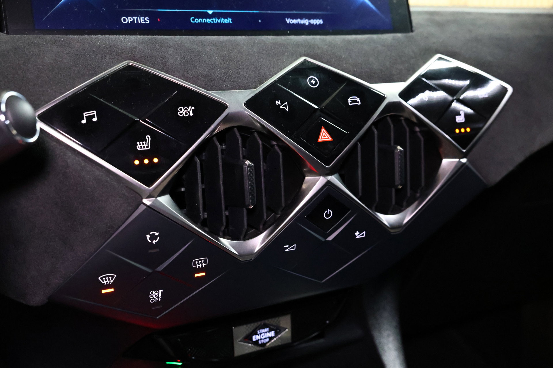 DS Crossback E-Tense PERFORMANCE AVM VIRTUAL NAVI HEADUP CLIMA STOELVW PARKASS. "20 - foto 32