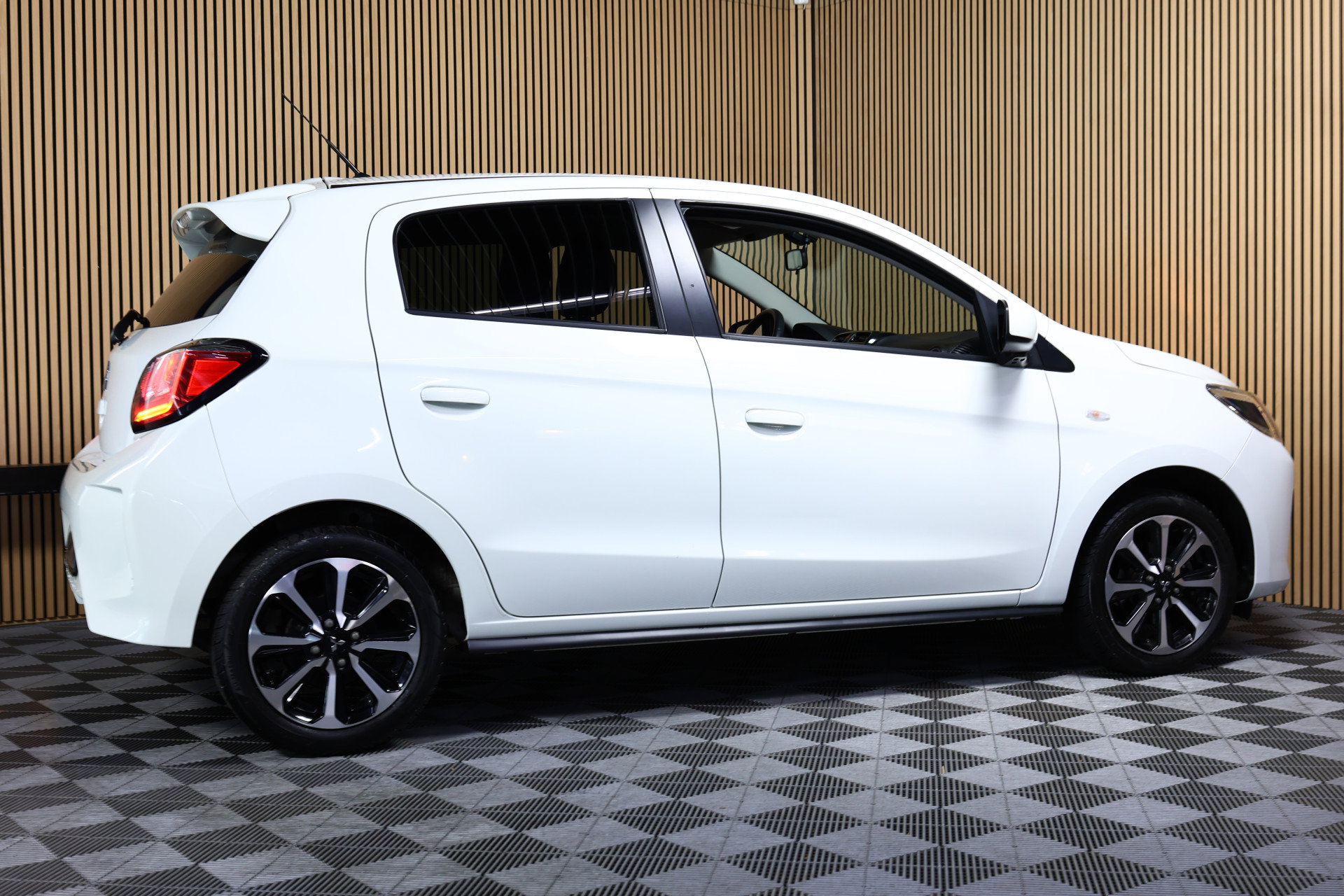 Mitsubishi 1.2 Dynamic AUTOMAAT AIRCO CAMERA CRUISE BT "22 - foto 7