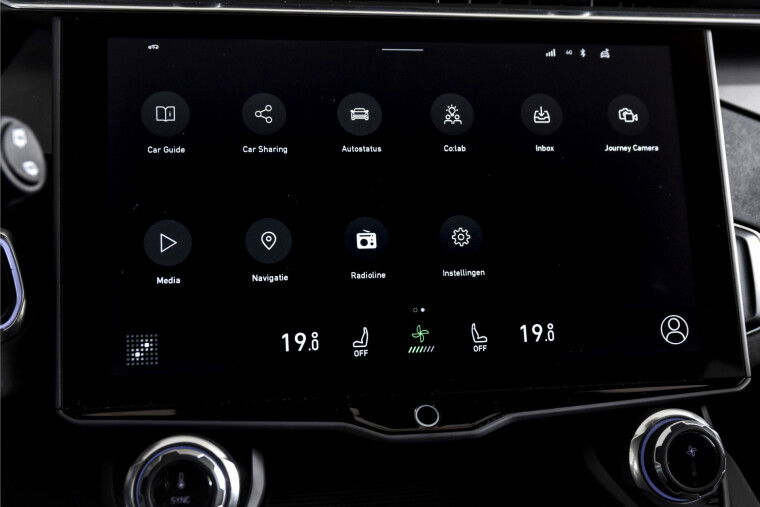 Lynk & Co - 01