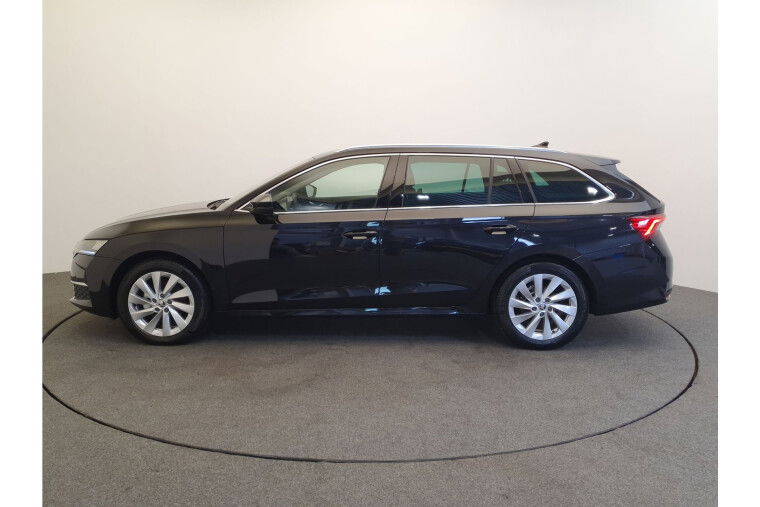 Škoda Octavia Combi 1.5 TSI 150pk DSG/AUT MHEV Business Edition Wegklapbare trekhaak, Camera, Keyless